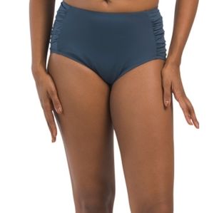  Jantzen bikini bottoms. Shirred side